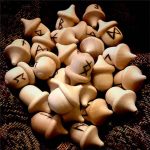 10 Pcs Wooden Acorns Unfinished Paint Stain DIY Craft Home Decor Ornament