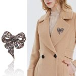 Black Color Rhinestone Bow Brooches for Women Large Bowknot Brooch Pin Vintage Fashion Jewelry Winter Accessories